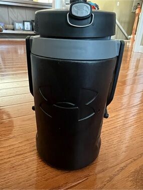 Under Armour Thermos Black and Gray Insulated Drink Jug